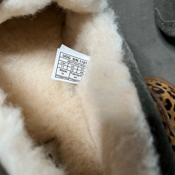 Ascot Slipper UGG - Picture 4 of 5